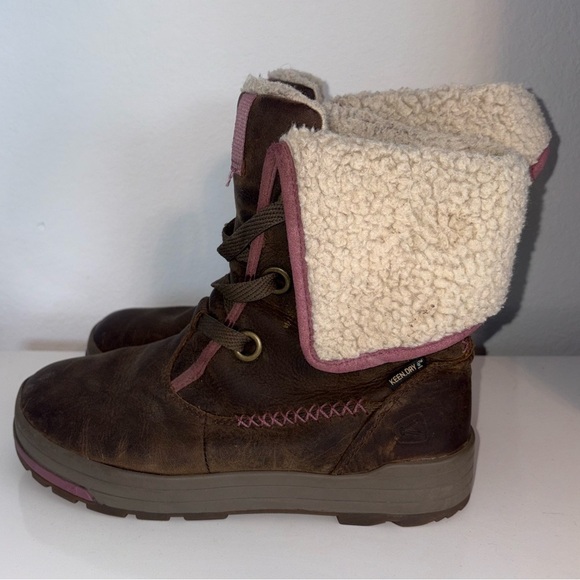 Keen Dry Snowmass Brown Leather Sherpa Low Boots - Picture 8 of 16